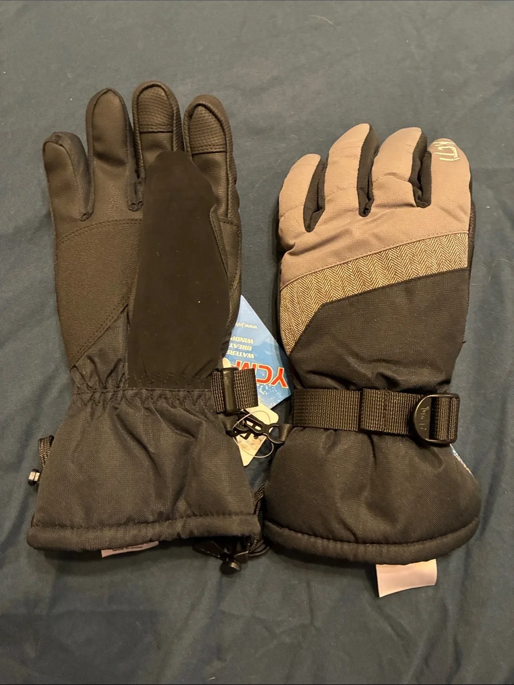 NWT Ski Gloves,Winter Waterproof Snowboard Snow 3M Thinsulate Wrist Leashes